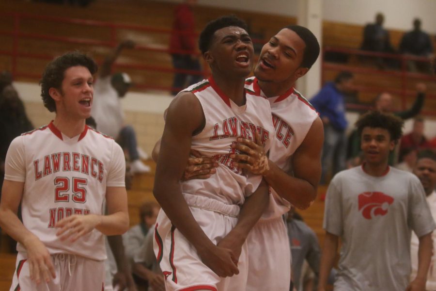 Jared Hankins explodes as LN fends off late run from Evansville Bosse