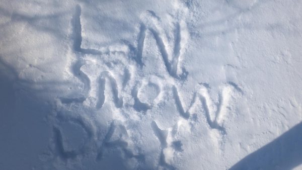 "LN SNOW DAY" written in the snow.